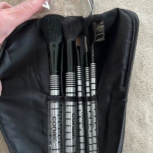 Conair makeup brushes - never used